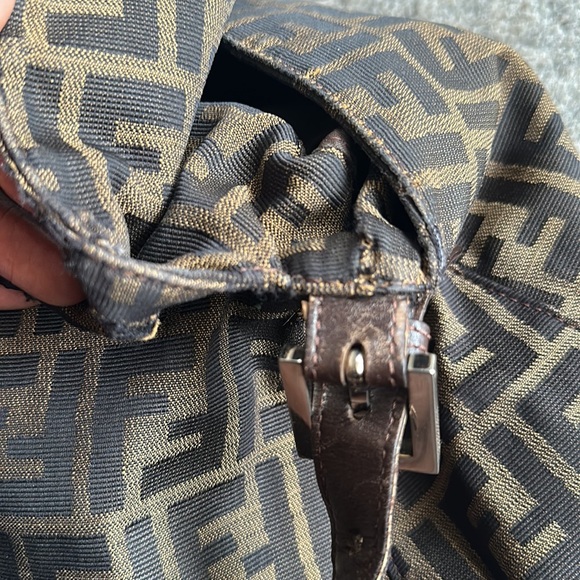 FENDI Zucca Mama Baguette - Picture 10 of 12